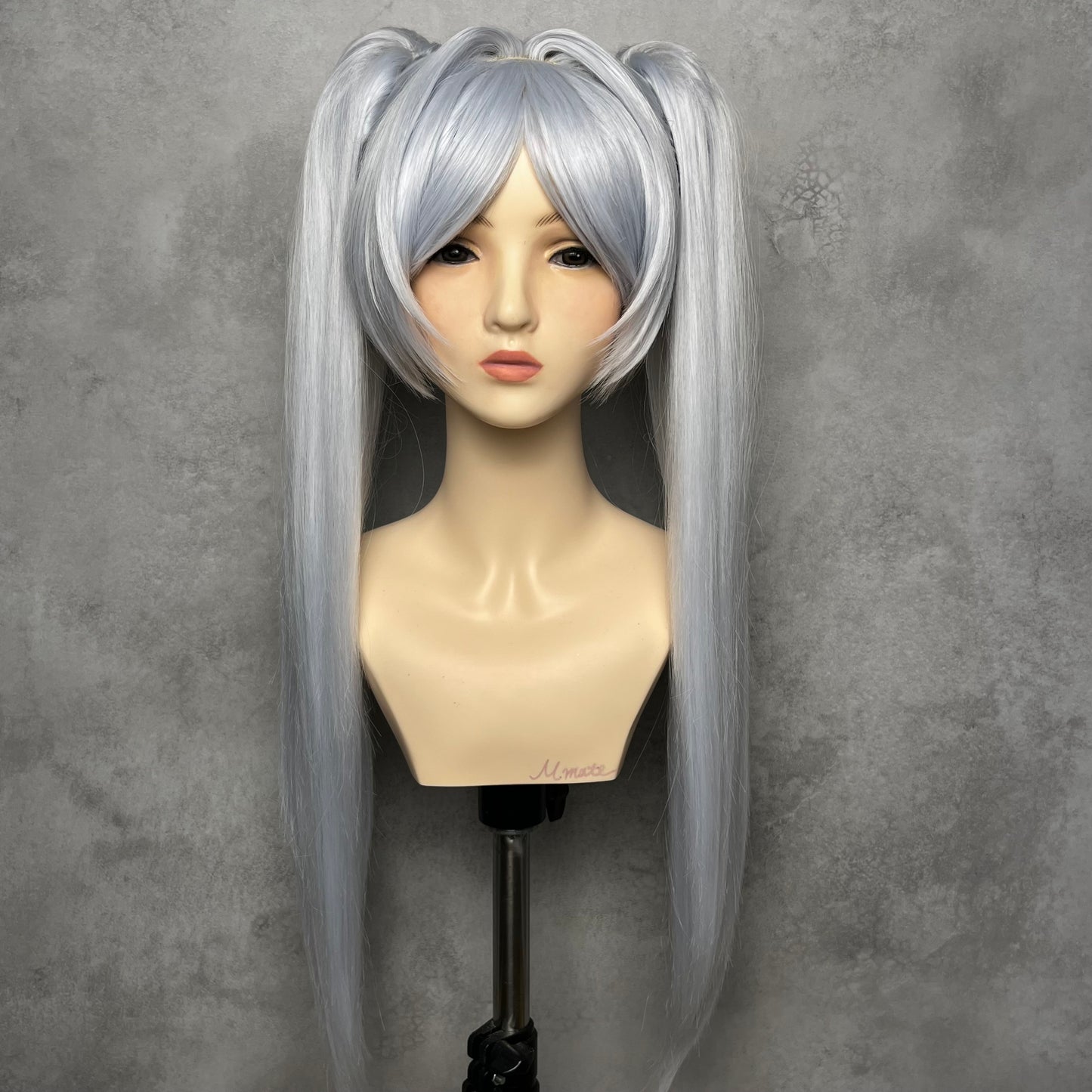 【葬送のフリーレン】フリーレン風　コスプレウィッグ
