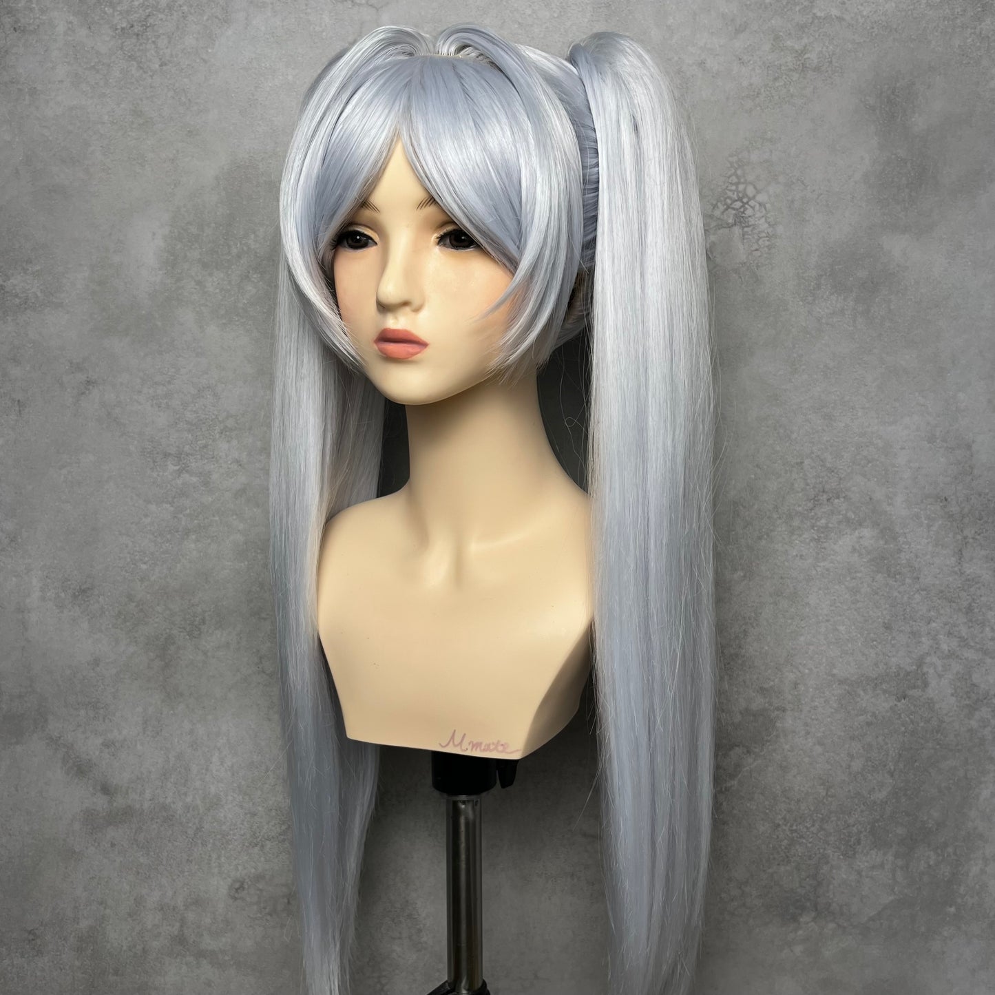 【葬送のフリーレン】フリーレン風　コスプレウィッグ